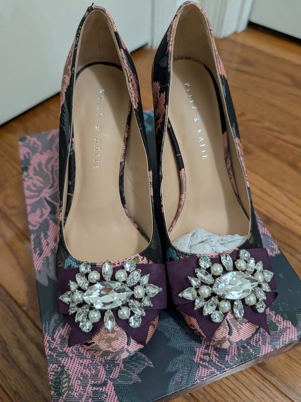 Kelly & Katie Women Shoes